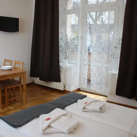 アパートホテル Aparthotel K22 Bonerowska 8